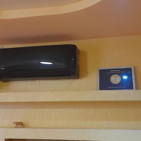 Guest House In Center Erevan Esterno foto