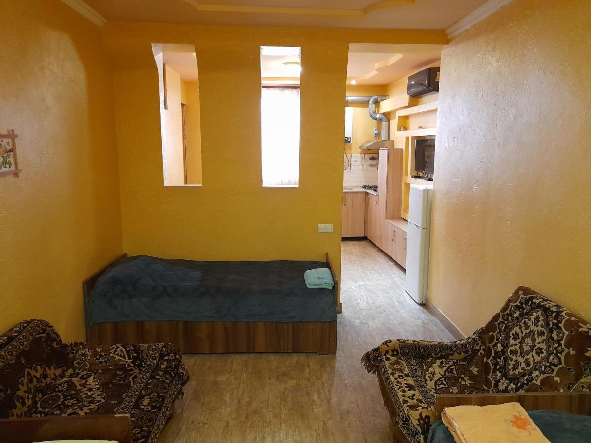 Guest House In Center Erevan Esterno foto
